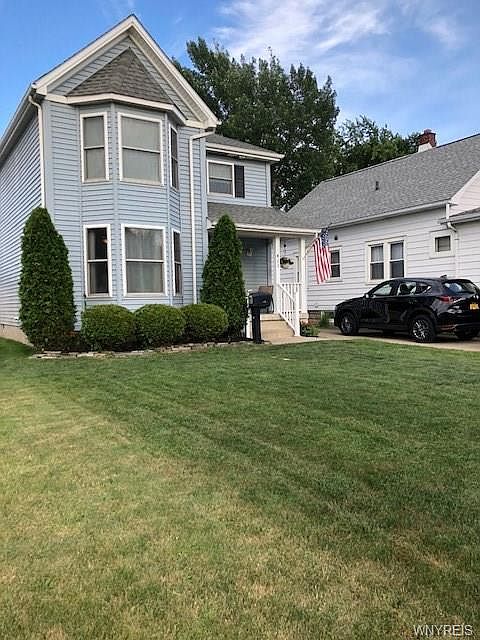 1st image of 411 University Ave