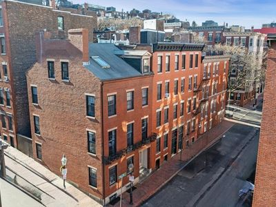 4 Phillips St APT 3, Boston, MA, 02114