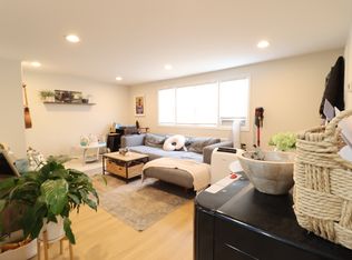 89 4th Ave FLOOR 2, East Rockaway, NY 11518