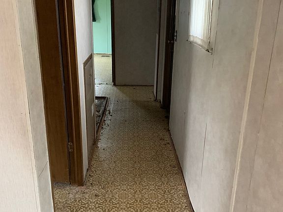 5th image of 2796 S Main Rd Unit 28