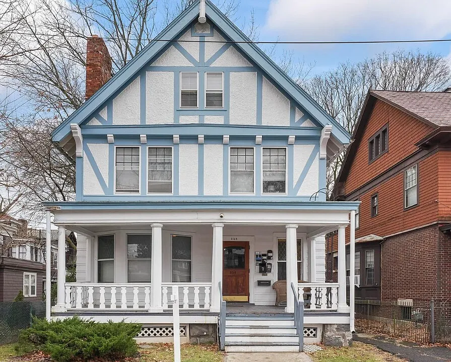 538 Myrtle Ave