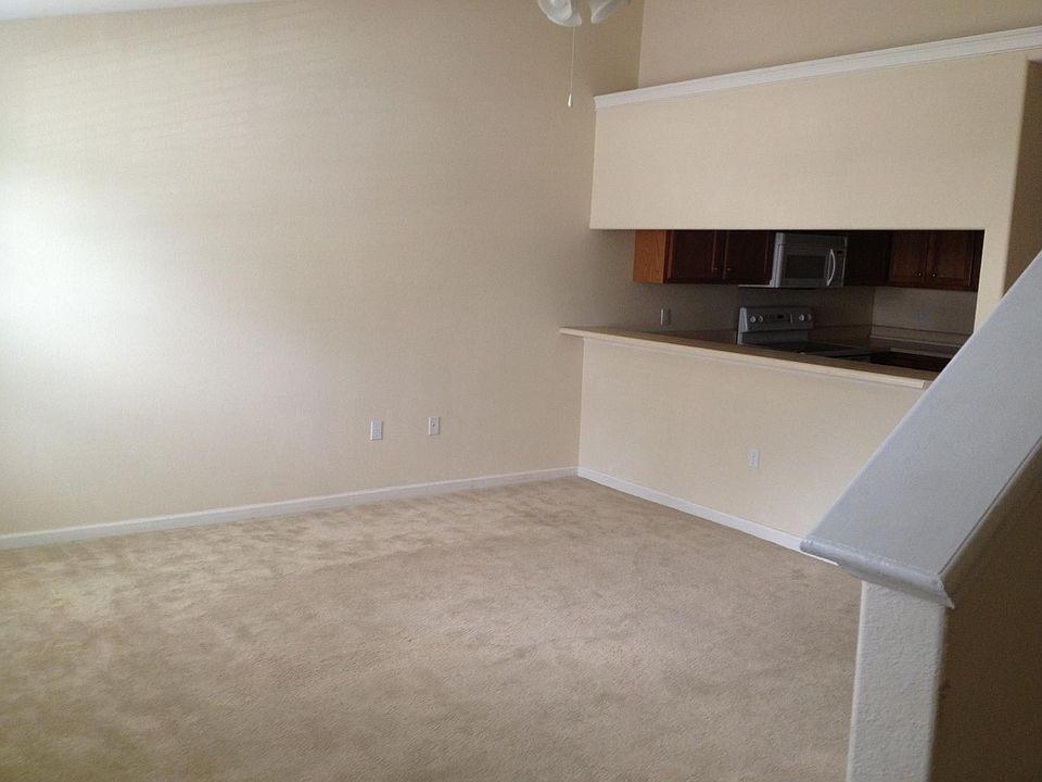 2nd image of 11C Guinevere Ln