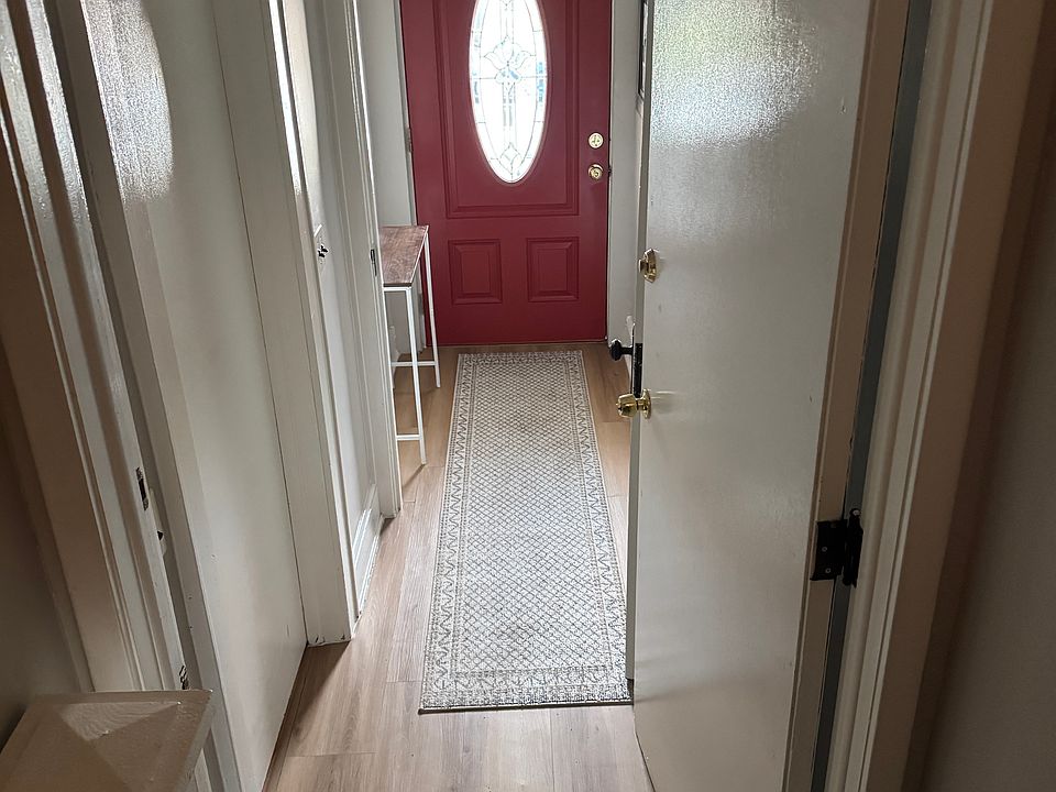 1st image of 610-612 Pennsylvania Ave #2