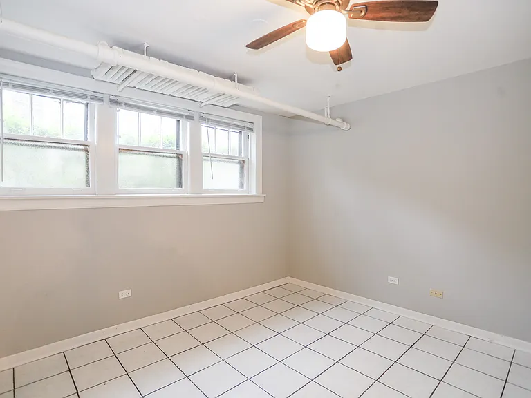 5655 N Christiana Ave #GS — Photo 6