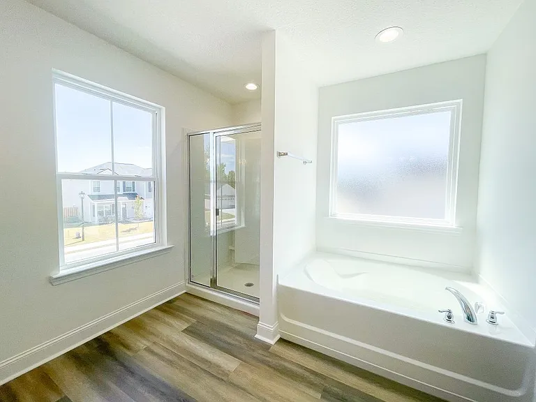 549 Meloney Dr — Photo 22