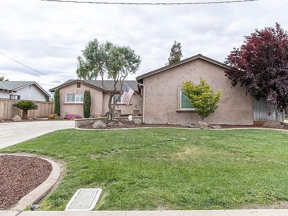 4th image of 4617 E Monte Vista Ave