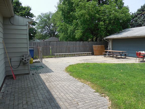 5th image of 35320 University St