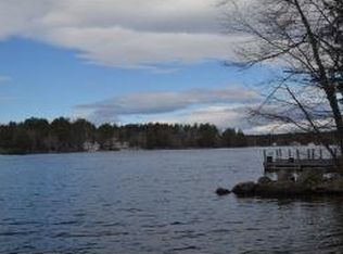 110 Oakwood Rd, Wolfeboro, NH 03894