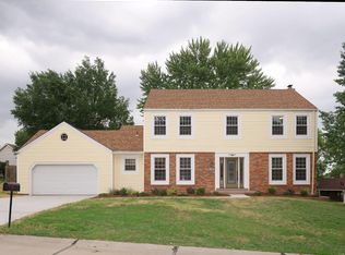 132 Cedar Mill Dr, Saint Charles, MO 63304