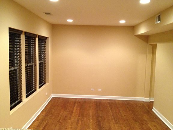 4th image of 7205 N Damen Ave #2
