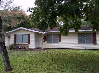 3508 Meadowlane, victoria, TX 77901