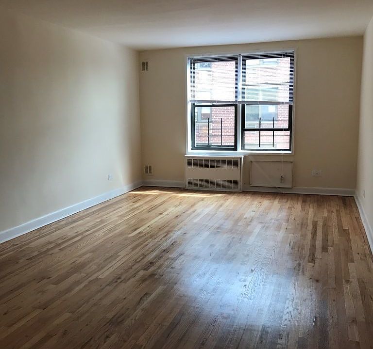 2nd image of 4515 Colden St APT 7A