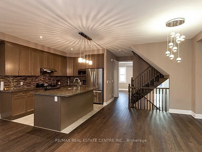 158 Rising Hill Rdg — Photo 3