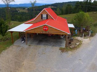 698 S Sudenny Ln, La Follette, TN 37766