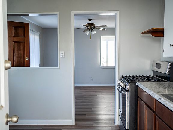 3rd image of 4826 W 132nd St