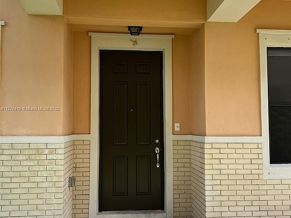 2nd image of 10449 NW 61st Ln