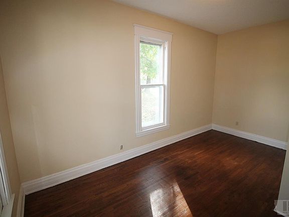 2nd image of 301 S 14th St