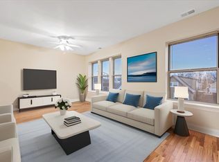 3709 W Montrose Ave APT 3, Chicago, IL 60618