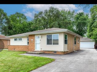 2837 Oxford Dr, Markham, IL 60428