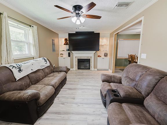 5th image of 310 Gaidry Dr