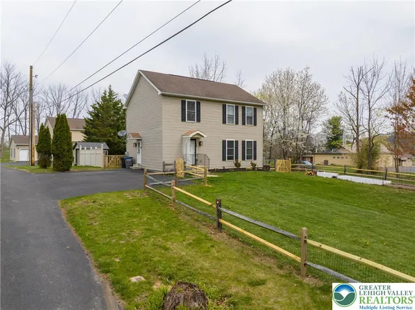 5921 Main St, Center Valley, PA 18034
