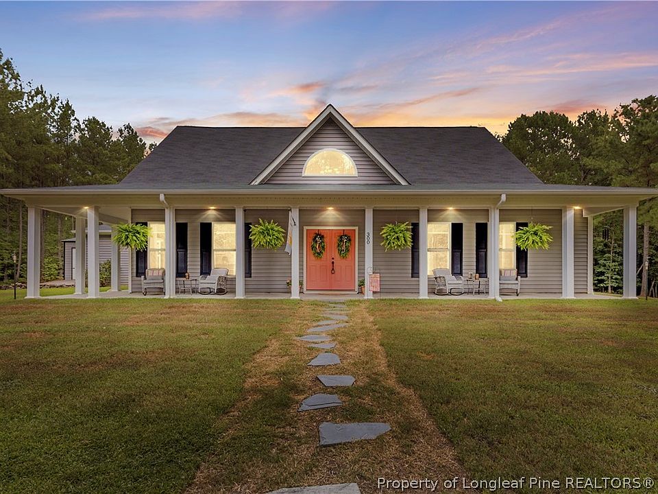 1st image of 300 Rustic Ln