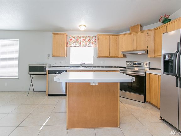 3rd image of 8193 Broad St NE