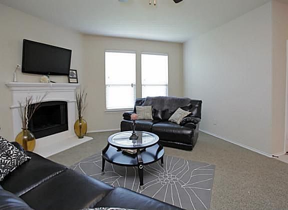 5th image of 1106 Johnson Dr