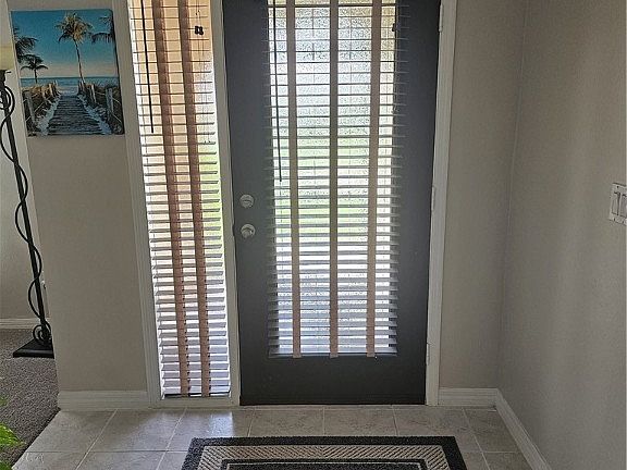 5th image of 431 SE 17th Ter
