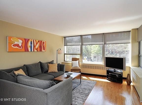 3rd image of 1460 N Sandburg Ter APT 212