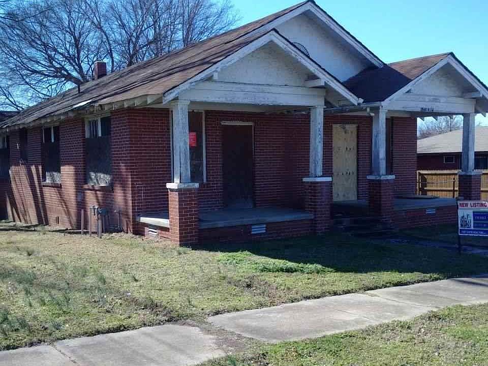 1st image of 1113 W 15th St