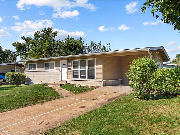 2nd image of 2385 Oriole Dr