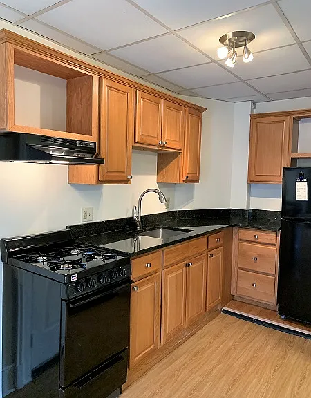 75 Danforth St #5 — Photo 1