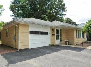 65 Commonwealth Ave, Worcester, MA 01604