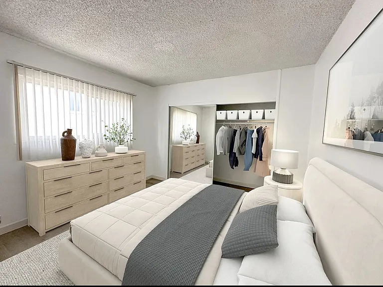 12730 Pacific Ave #16 — Photo 2