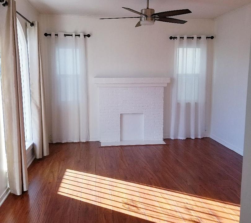 1st image of 5233 1/2 W 20th St