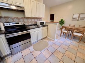 1323 W Butler St, Philadelphia, PA