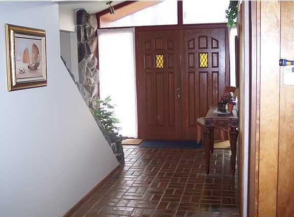 2nd image of 7399 Thorncrest Dr SE