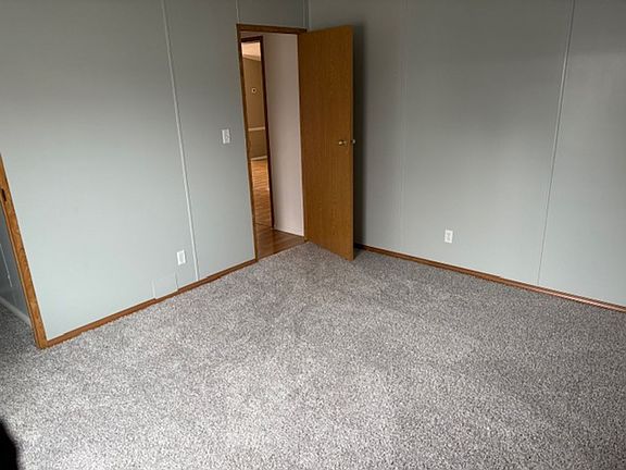 5th image of 1119 University Dr Lot 103