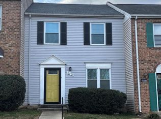 2058 N Anvil Ln, Temple Hills, MD 20748