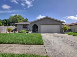 7411 118th Ter, Largo, FL 33773