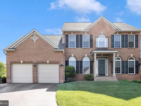 202 Swallow Falls Ct, Walkersville, MD 21793