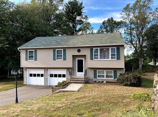 8 Dixie Ave, Wolcott, CT 06716