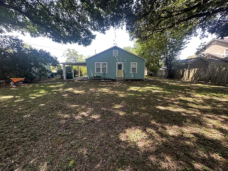 614 W Saint Louis St — Photo 2