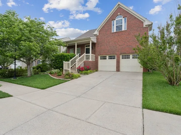 804 Gloucester Ln, Nashville, TN 37221