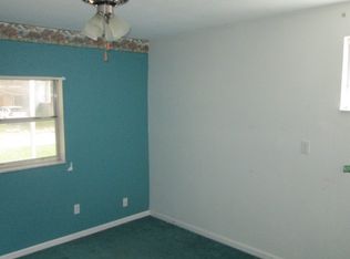 5037 Overlook Dr, New Port Richey, FL 34652