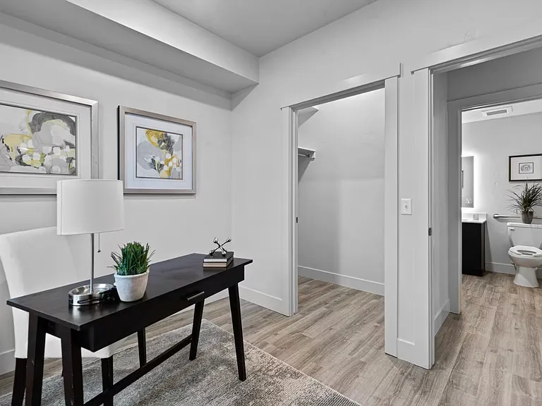 The Eliana Apartments — Photo 11