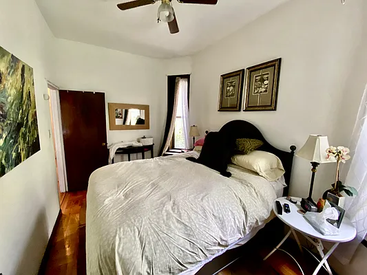 Rented by Compass | media 14
