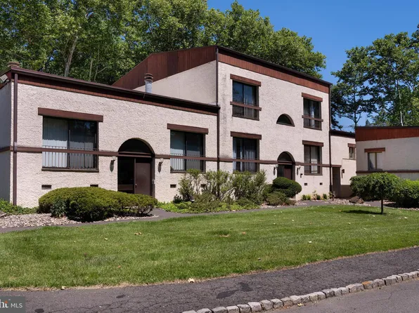 51 Lawrenceville Pennington Rd APT 105, Lawrence Township, NJ 08648