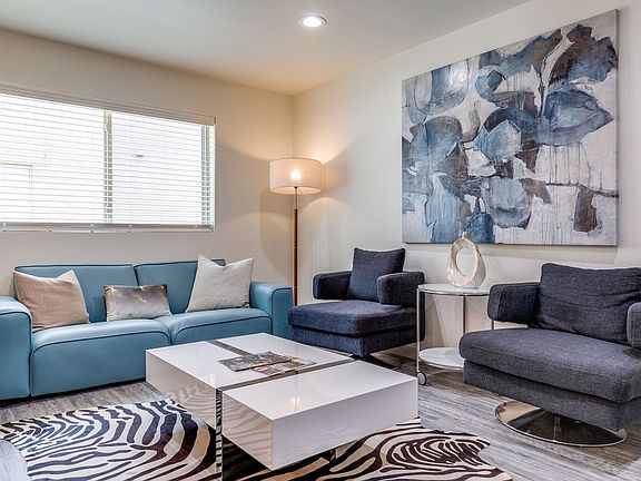 4th image of 4912 Gaston Ave #4912
